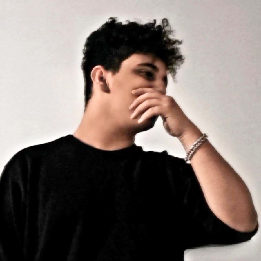 دانلود آهنگ جدید پارسا مهوا به نام ریسک